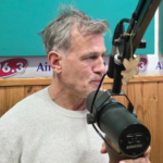 Germán Núñez recorre Río Grande para elaborar un diagnóstico sobre la ciudad: “La única manera es caminarla”